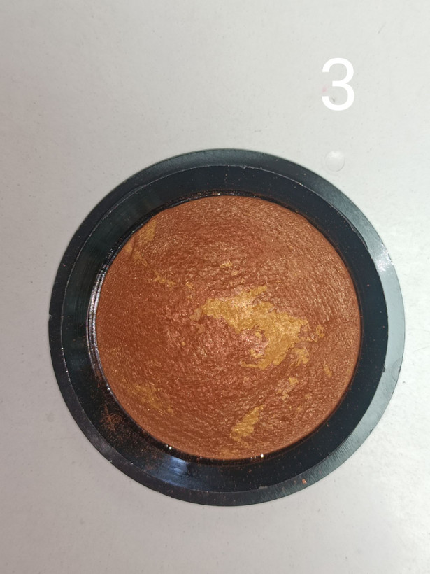 رژگونه پودری باربین دارای 6 رنگ متنوع وقابلیت پخش اسان