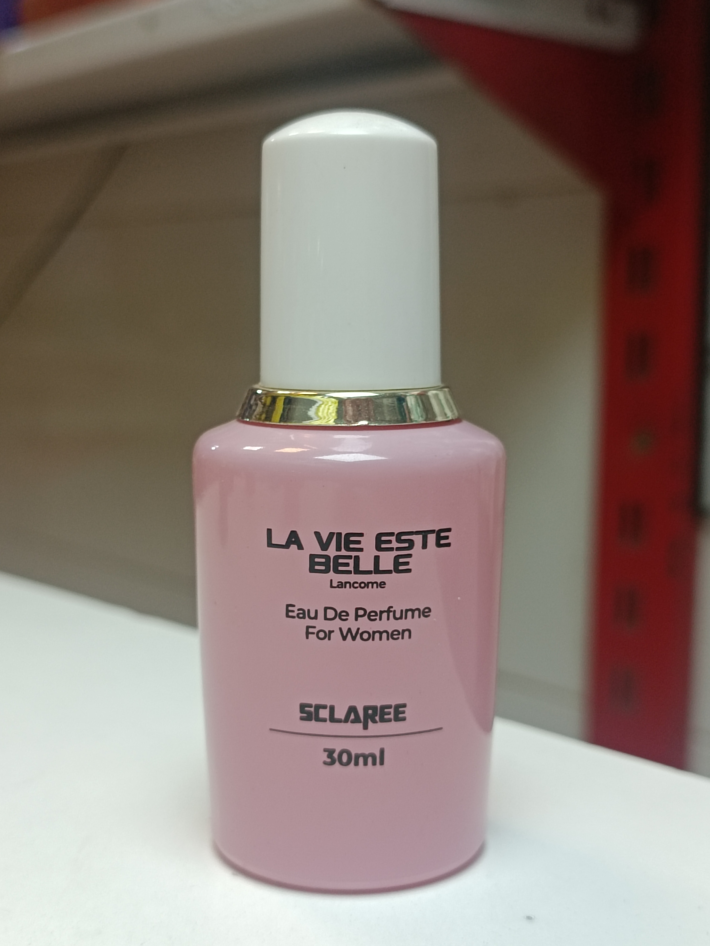 عطر زنانه سکلاره (Sclaree)مدل: La Vie Est Belle