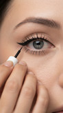 خط چشم مویی رنگ: مشکی کاربنیDeep Romance Eyeliner